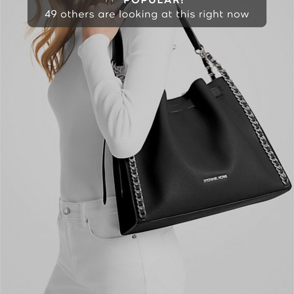 🖤🖤 Michael Kors Black Messenger Bag with Silver Chain - Picture 3 of 11
